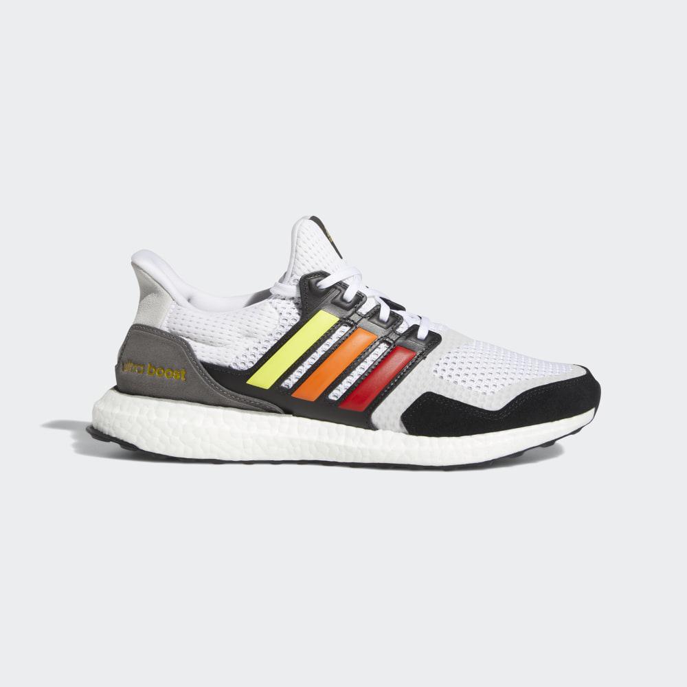 Adidasi Alergare Adidas Ultraboost S&L Pride Dama Romania - Albi/Negrii/Aurii Metal FY5347